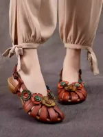 Retro Baotou flower ethnic style low-heeled versatile sandals 2025 summer new comfortable soft-soled - Image 4
