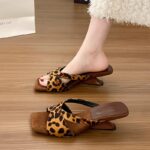 Niche leopard print cross-strap wedge-heeled Roman sandals for women