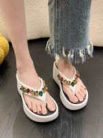 Women's white wedge heel flip-flops with rhinestones - Image 8