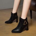 autumn and winter new pointed short boots