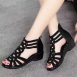 Fashionable Outerwear Women's Soft Sole Hollow Women's Sandals - Image 4