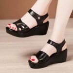 Genuine leather soft-soled wedge sandals for women