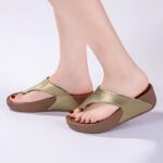 Men's summer fashionable slippers, thick-soled wedge heels, non-slip beach - Image 4