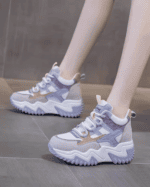 Women's chunky platform sneakers