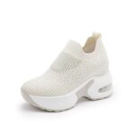 Women's athletic and casual shoes - Image 6